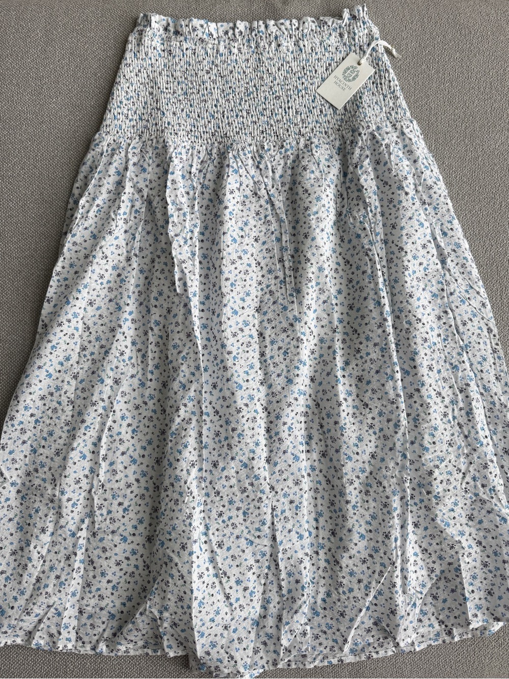 Hyacinth House Blue Floral Smocked Midi Skirt Medium Cottagecore NWT - Picture 2 of 5